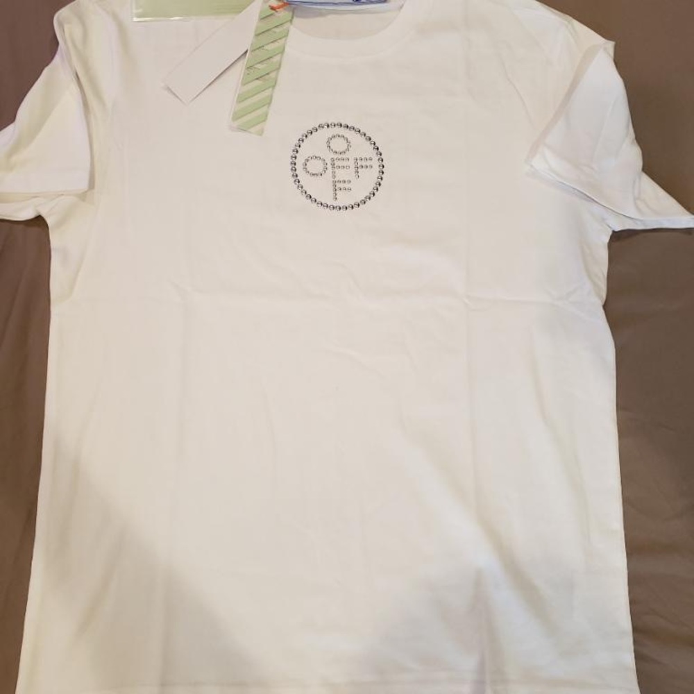 Men’s shirt size large